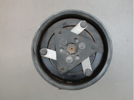 COMPRESSEUR AIR CONDITIONNE RENAULT CLIO