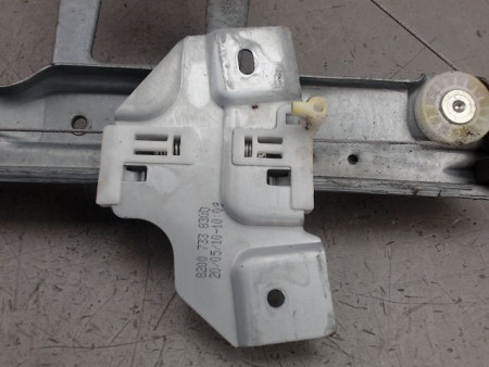 MECANISME LEVE-GLACE ARRIERE DROIT DACIA SANDERO