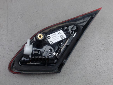 FEU ARRIERE INTERIEUR GAUCHE OPEL CORSA