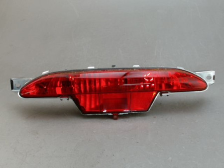 FEU BROUILLARD CENTRAL ARRIERE PEUGEOT 208