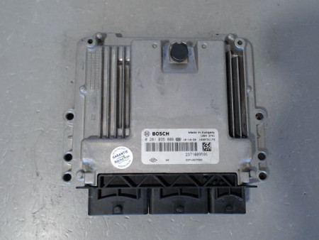 CALCULATEUR MOTEUR RENAULT CLIO