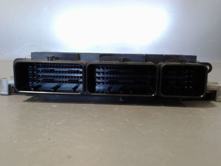 CALCULATEUR MOTEUR RENAULT CLIO