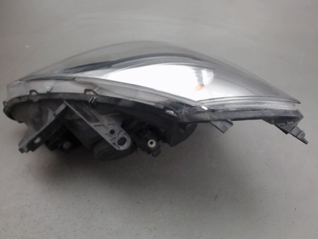 PHARE DROIT RENAULT CLIO
