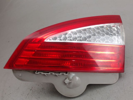 FEU ARRIERE INTERIEUR DROIT FORD MONDEO