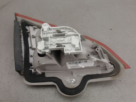 FEU ARRIERE INTERIEUR DROIT FORD MONDEO