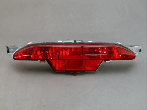 FEU BROUILLARD CENTRAL ARRIERE PEUGEOT 208