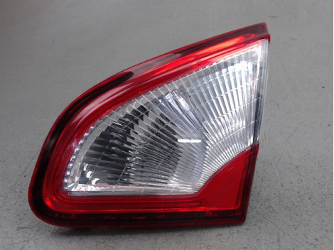 FEU ARRIERE INTERIEUR DROIT NISSAN QASHQAI