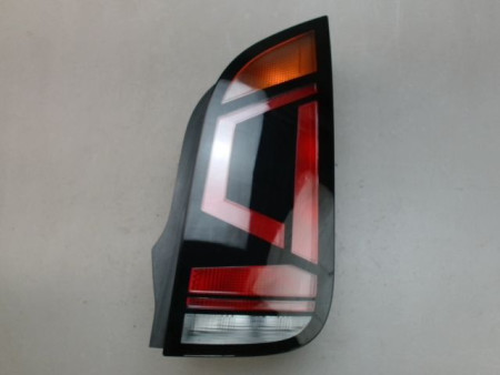 FEU ARRIERE DROIT VOLKSWAGEN UP