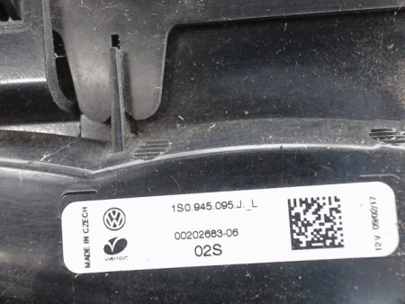 FEU ARRIERE GAUCHE  VOLKSWAGEN UP