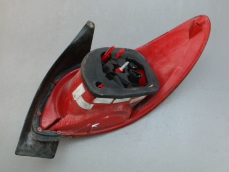 FEU ARRIERE GAUCHE  PEUGEOT 206