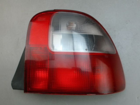 FEU ARRIERE DROIT ROVER 45