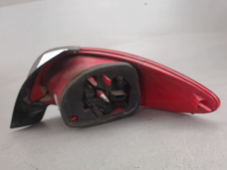 FEU ARRIERE GAUCHE  PEUGEOT 206