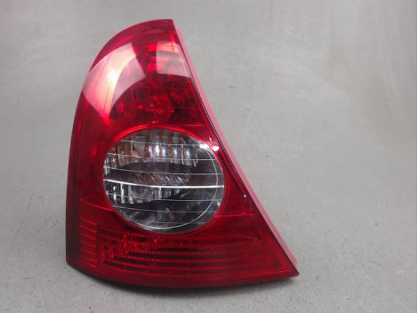 FEU ARRIERE GAUCHE  RENAULT CLIO