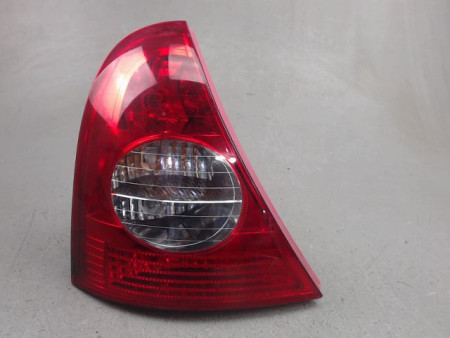 FEU ARRIERE GAUCHE  RENAULT CLIO