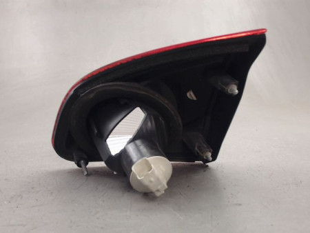 FEU ARRIERE INTERIEUR GAUCHE NISSAN QASHQAI