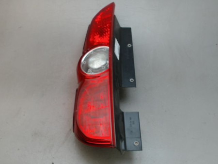 FEU ARRIERE GAUCHE  OPEL COMBO