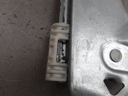 MECANISME LEVE-GLACE AVANT GAUCHE RENAULT CLIO
