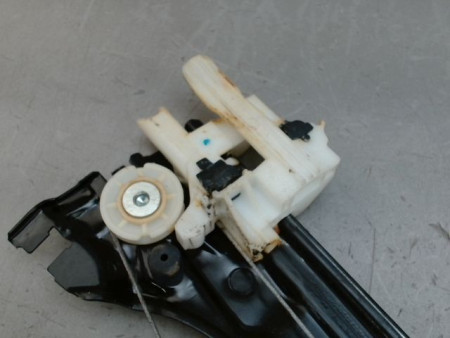 MECANISME LEVE-GLACE AVANT GAUCHE FIAT 500