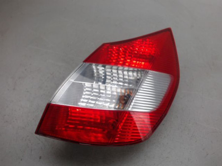 FEU ARRIERE DROIT RENAULT MEGANE