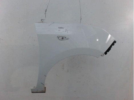 AILE AVANT DROIT HYUNDAI I10