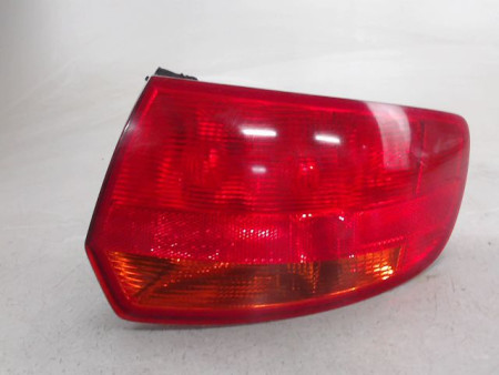 FEU ARRIERE DROIT AUDI A3