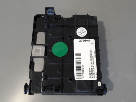 BOITE A FUSIBLES CITROEN C4