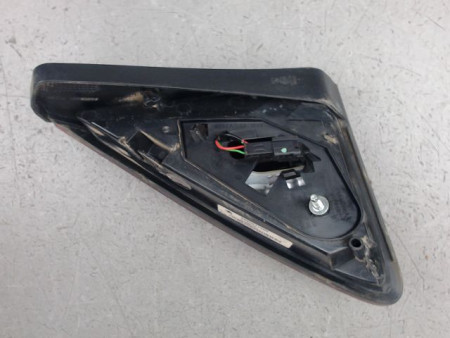 FEU ARRIERE INTERIEUR GAUCHE PEUGEOT 3008