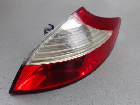 FEU ARRIERE DROIT RENAULT MEGANE