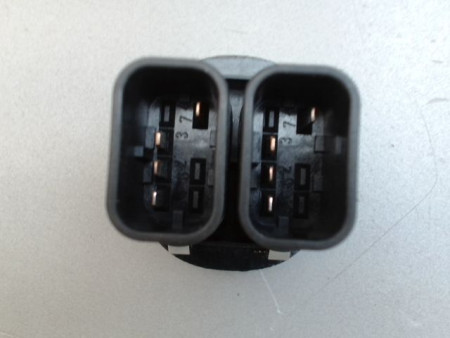 COMMANDE LEVE-GLACE PORTE AVG FORD FIESTA