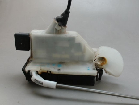 SYSTEME CONDAMNATION AVANT GAUCHE CITROEN C4