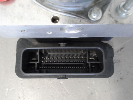 UNITE HYDRAULIQUE ABS RENAULT MASTER