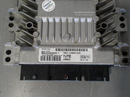 CALCULATEUR MOTEUR FORD C-MAX