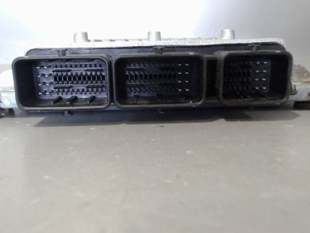 CALCULATEUR MOTEUR FORD C-MAX