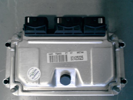 CALCULATEUR MOTEUR PEUGEOT 307