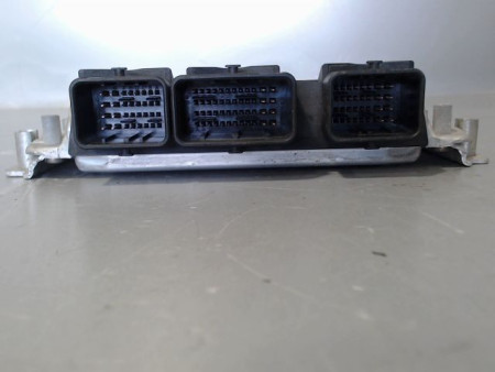 CALCULATEUR MOTEUR PEUGEOT 307
