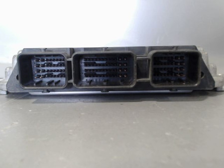 CALCULATEUR MOTEUR PEUGEOT 206