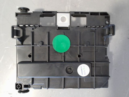 BOITE A FUSIBLES CITROEN C4