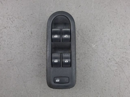 COMMANDE LEVE-GLACE PORTE AVG RENAULT MEGANE