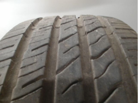 Pneu FEU VERT EFFICIENCY SUMMER 3 205 45 17 88 V