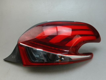 FEU ARRIERE DROIT PEUGEOT 208