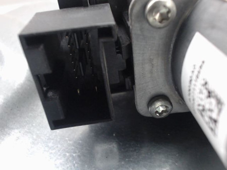 MECANISME LEVE-GLACE AVANT GAUCHE VOLKSWAGEN POLO