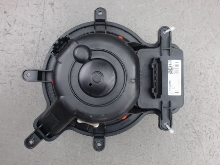 MOTEUR VENTILATEUR CHAUFFAGE PEUGEOT 3008