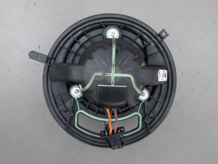 MOTEUR VENTILATEUR CHAUFFAGE B.M.W. SERIE 1