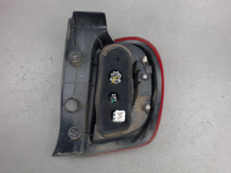 FEU ARRIERE GAUCHE  NISSAN MICRA