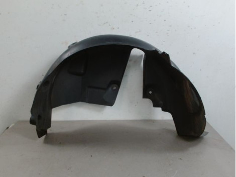 PARE-BOUE ARRIERE GAUCHE RENAULT CLIO