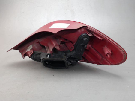 FEU ARRIERE GAUCHE  PEUGEOT 207