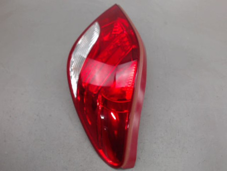 FEU ARRIERE DROIT PEUGEOT 207
