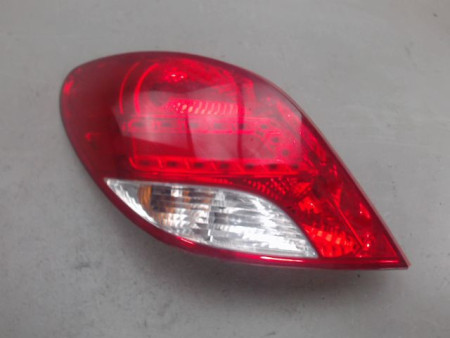 FEU ARRIERE GAUCHE  PEUGEOT 207