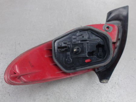 FEU ARRIERE GAUCHE  PEUGEOT 206