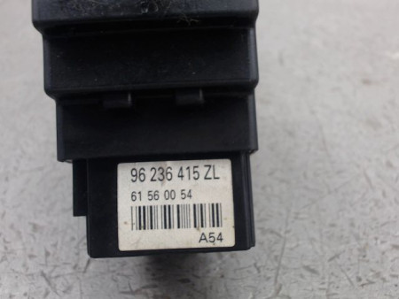COMMANDE CLIGNOTANT CITROEN SAXO